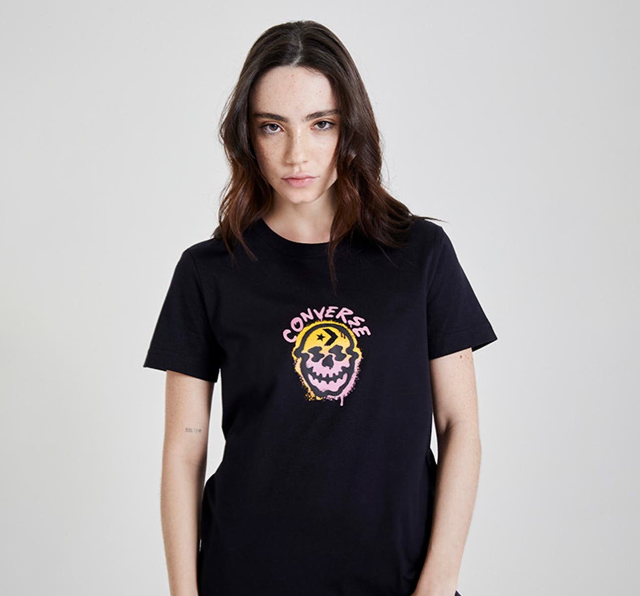 Camiseta Spray Paint Skull Preto
